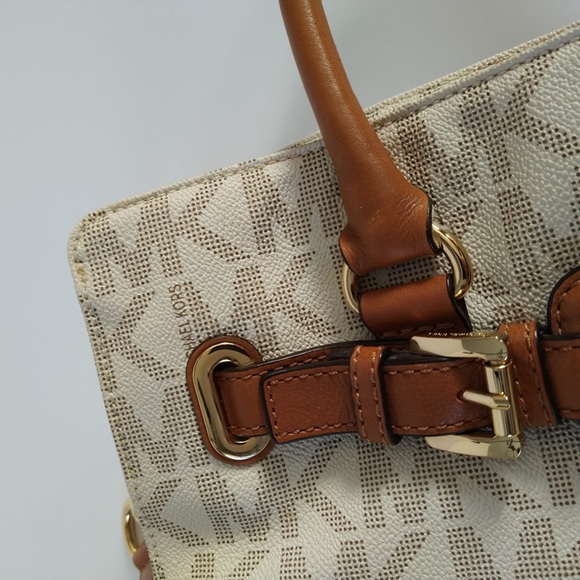 MICHAEL MICHAEL KORS
Large Vanilla Logo Printed Tote Bag - Picture 10 of 16